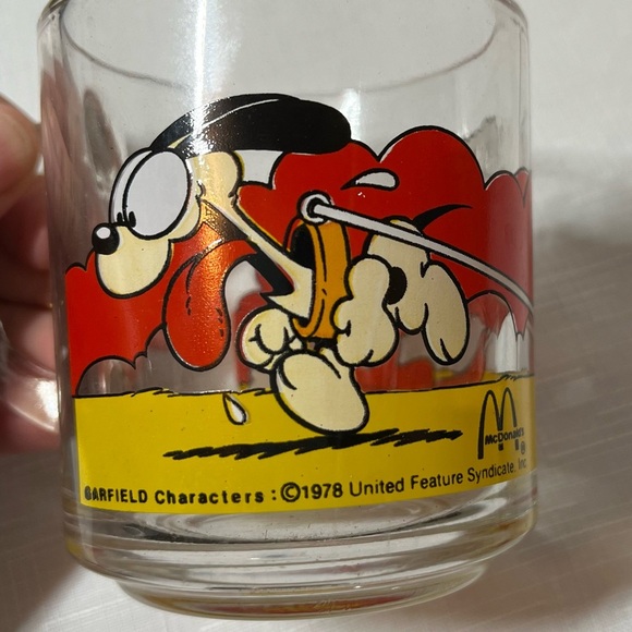 Garfield Skateboard McDonald’s Glass Mug. Use your friends wisely!  Collectible - Picture 7 of 8
